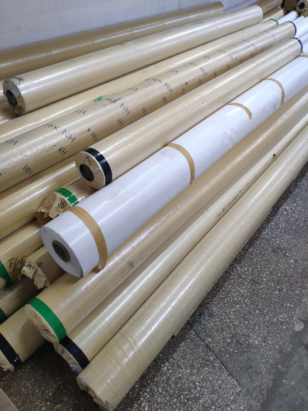 Рулонный материал